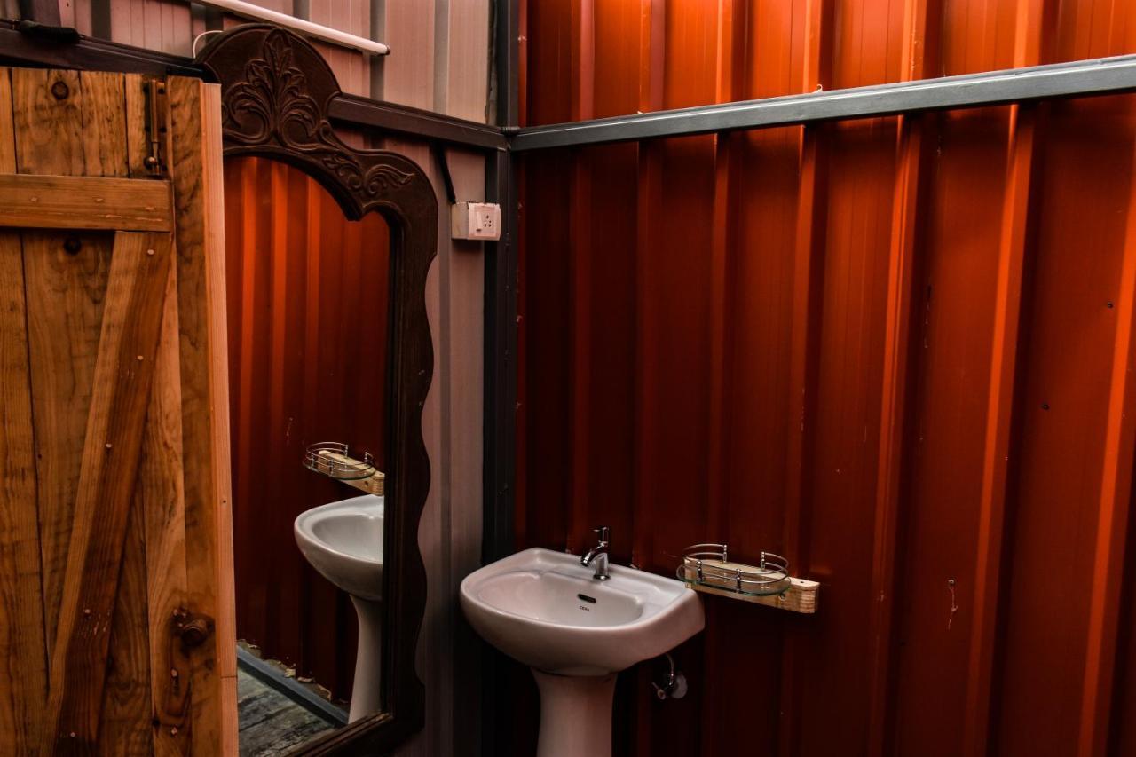 The Hosteller Goa, Anjuna Luaran gambar